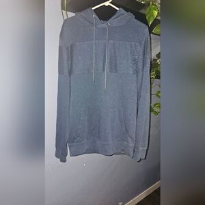 3/20.00.  Nwt mens Ijeans hoodie